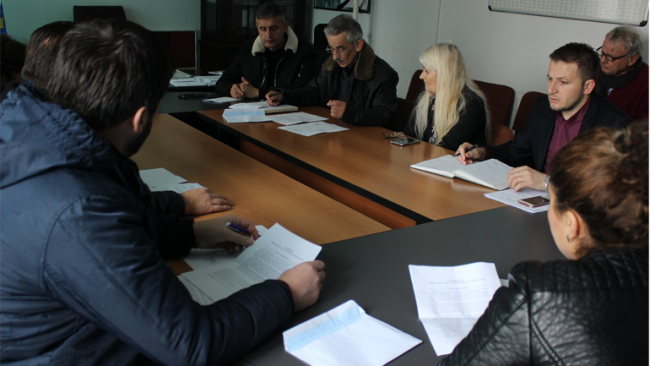 Komiteti për komunitete mbajti mbledhjen e parë të rregullt