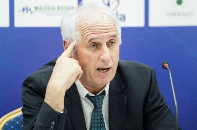Futbollisti refuzon Kosovën, trajneri e fton përsëri