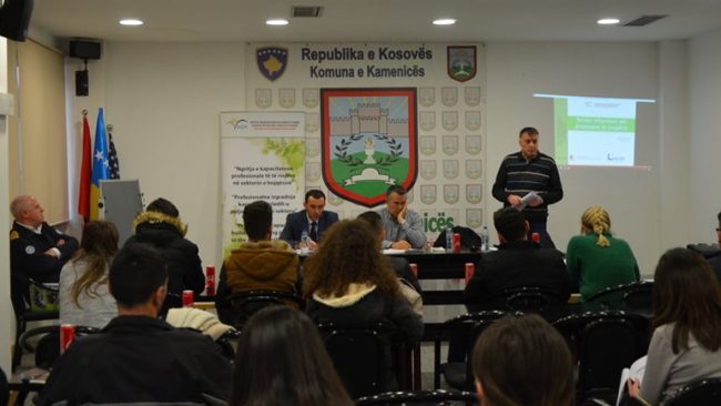 Mbahet sesioni informues në sektorin e bujqësisë