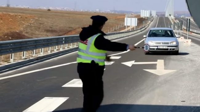 Policia në 24 orë: 921 gjoba trafiku dhe 1 mijë e 117 gjoba në bazë të ligjit Covid-19