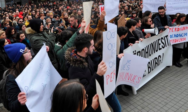 “The Guardian’ shkruan për dhunimin e vajzës në Drenas