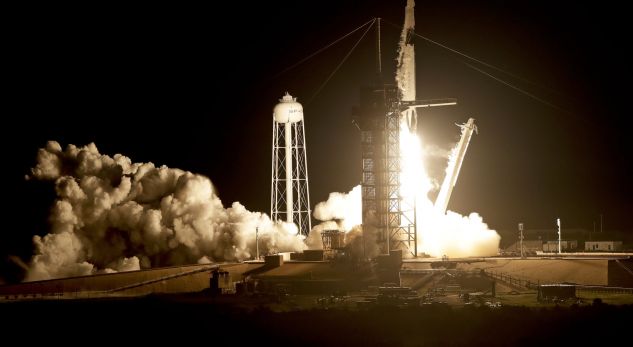 SHBA nis me sukses anijen kozmike në hapësirë, njeriu kukull në të