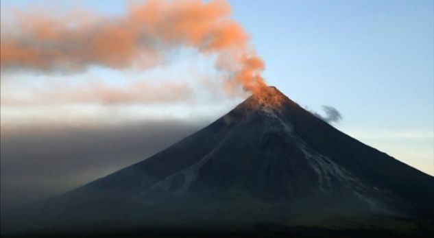 Vulkani Merapi shpërthen në Indonezi