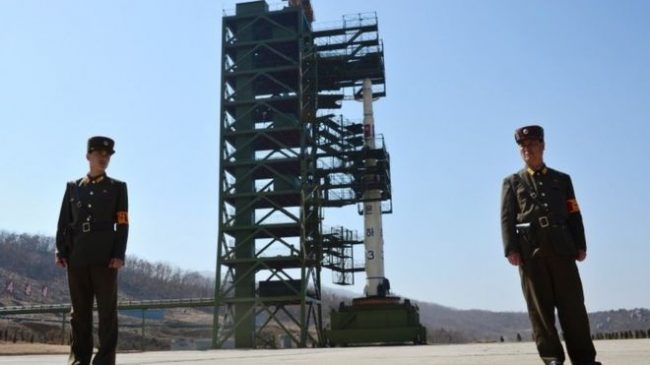 Korea e Veriut sanon vendin për lëshimin e raketave