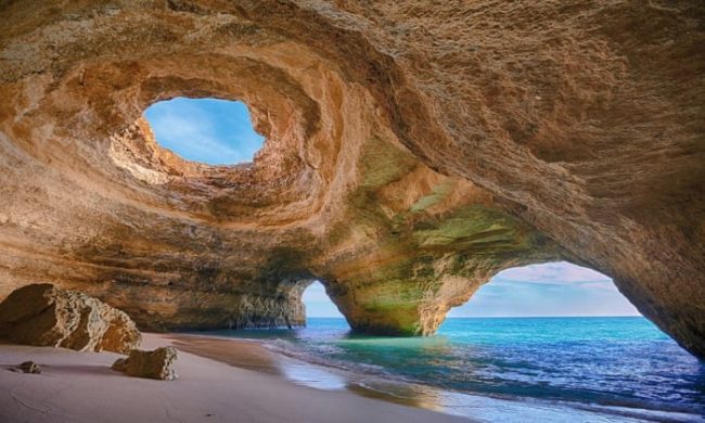 Portugalia me fushatë për joshjen e turistëve britanikë