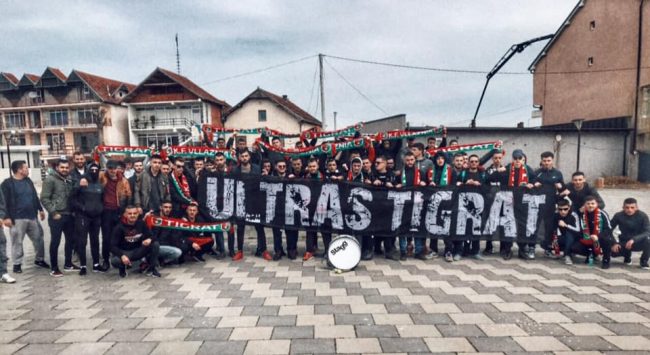 “Tigrat” e Pozhoranit zbarkojnë në kryeqytet, kërkojnë fitoren e Vllaznisë