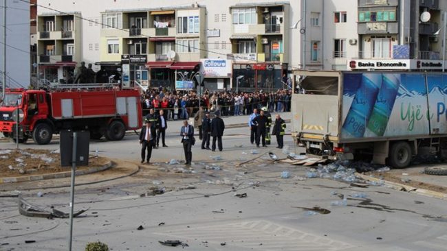 Raporti i policisë për aksidentin e trafikut në qendër teë qytetit të Gjilanit