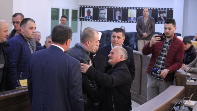 Familjet Çoçaj dhe Avdija shtrijnë dorën e pajtimit