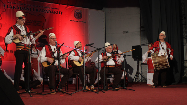 Nis edicioni i 18-të i Festivalit të Shoqërive dhe Ansambleve të këngëve dhe valleve në kuadër të “Flakadanit…”