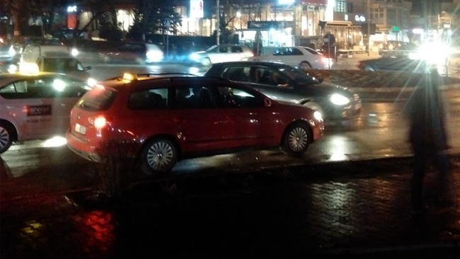 Pas tragjedisë në Gjilan, rrugët janë të hapura për qarkullim të automjeteve