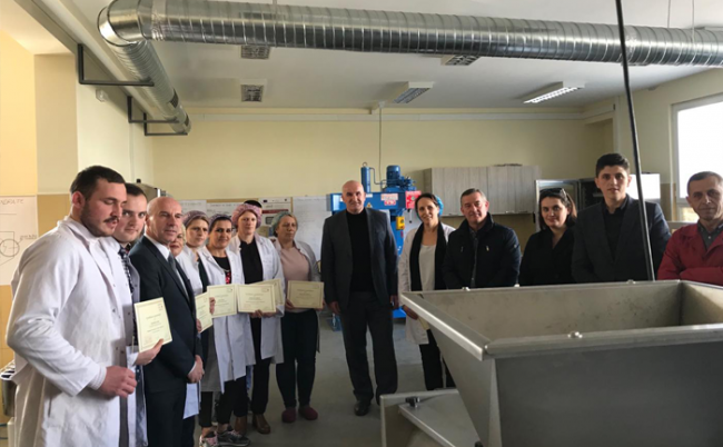 Aftësohen 10 vitias në fushën e kuzhinës