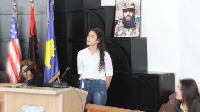 Lidiona Maroci nga Kamenica fituese e garave regjionale të recituesve “Flakadani i Karadakut 2019”
