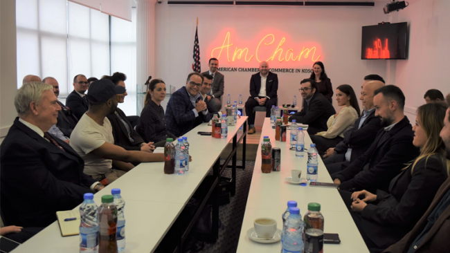 Delegacioni i bizneseve amerikane diskuton mundësitë e bashkëpunimit me bizneset kosovare