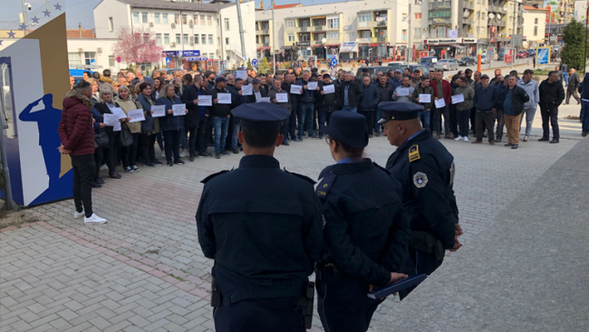 Opozita ngreh shqetësime për tregtarët, nënkryetari Ismajli thotë se gjërat janë qartësuar me ta, projekti nis të hënën
