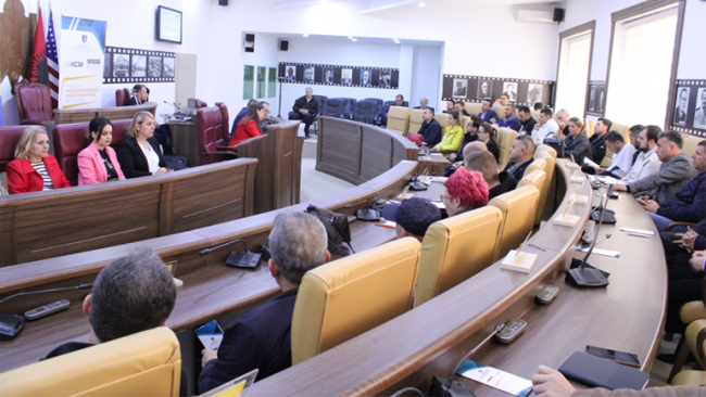 Në Gjilan prezantohet projekti i konkurrueshmërisë dhe gatishmnërisë për eksport