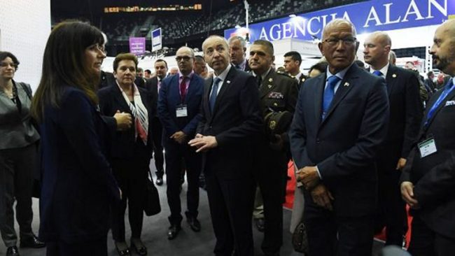 Ministri i Mbrojtjes dhe komandanti i ushtrisë po qëndrojnë për vizitë zyrtare në Kroaci