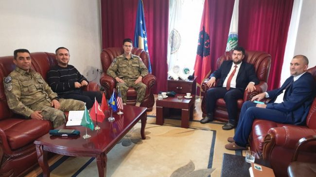 Dekani i FSI-së dhe Komandanti i KFOR-it turk vizituan KBI-në në Gjilan