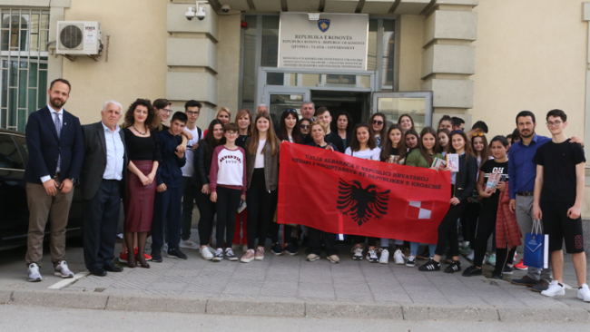 Nxënësit e shkollës shqipe nga Kroacia vizituan MDIS-in