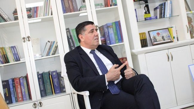 Komisioneri i gjuhëve monitorimin e Komunës e vlerëson më të mirin në nivel Republike