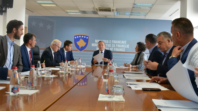 Komisioni i Granteve aprovon financimin komunal për vitin 2020-2022