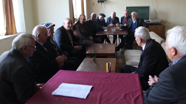 Kryetari i Komunës vizitoi pensionistët vitias