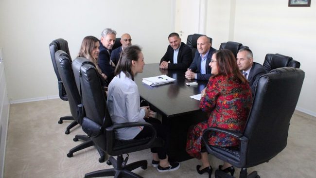Kurteshi-Emini: Arritjet e shqiptares Qëndresa Sadriu në Zvicër na bëjnë krenarë të gjithëve