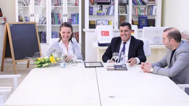 Haziri: Qëndresa Sadriu është shembulli më i mirë i gjeneratës së tretë të bashkatdhetarëve duke marrë rol vendimmarrës