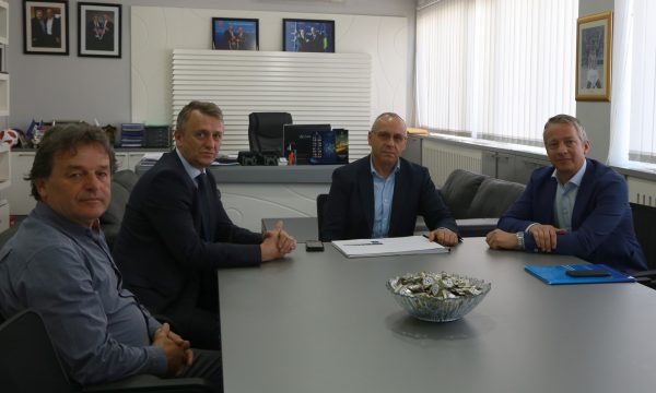 FFK dhe UEFA me projekte strategjike për futbollin kosovar