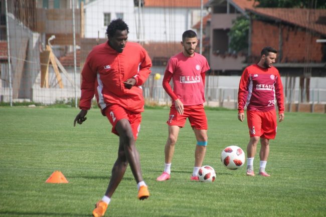 Gjilani nuk dorëzohet, çdo ditë ushtrime për ndeshjen e barazhit