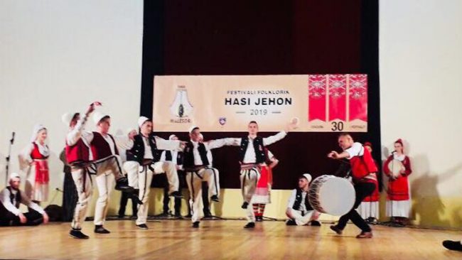 Nehat Ferati fitues i çmimit “Instrumentisti i dalluar” në Festivalin “Hasi Jehon 2019″