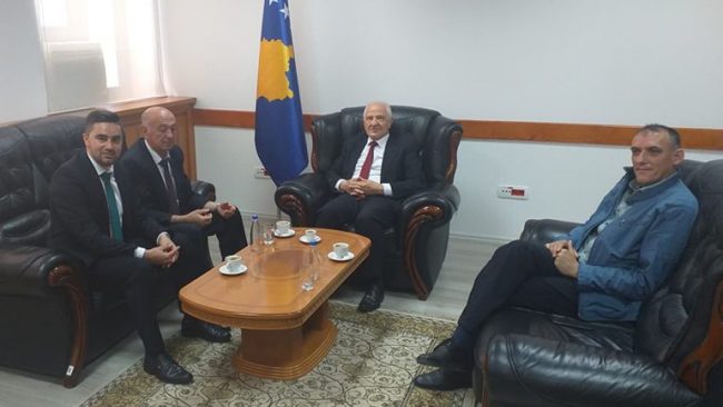 Kadriu i “Vatrës” dhe deputeti Hasani takojnë ish-presidentin Sejdiu