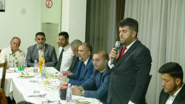 Këshilli i Bashkësisë Islame shtroi iftar për komunitetin rom