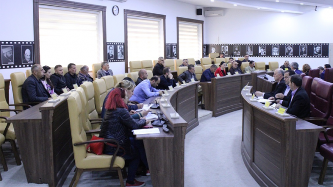Mirëpritet kufizimi i orarit të punës gjatë të dielave dhe ditëve të festës