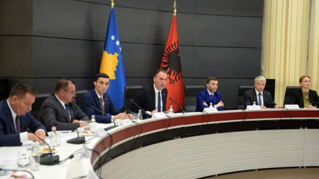 Ministri Mustafa po merr pjesë në takimin e dytë koordinues mes Qeverisë së Kosovës dhe Shqipërisë