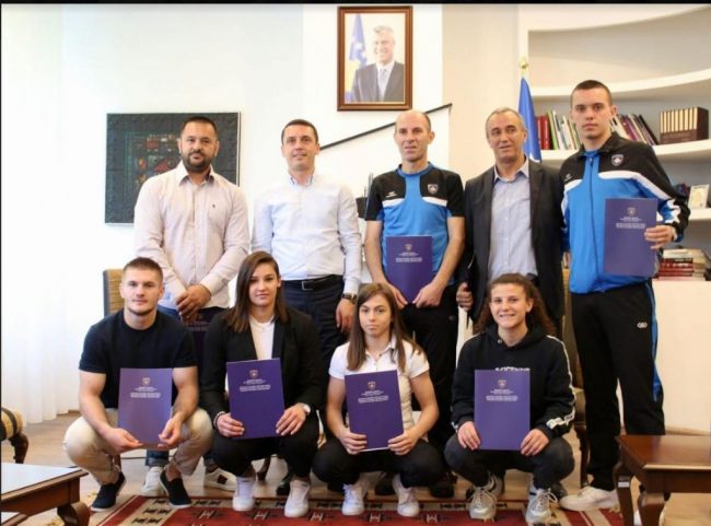 Ministria shpërblen më të mirët, ministri Gashi krenar me arritjet