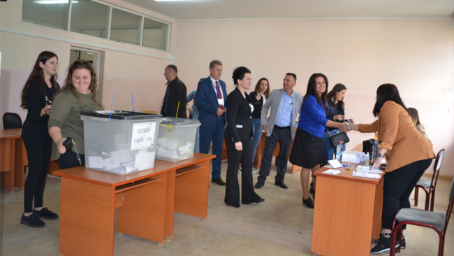 U mbajtën zgjedhjet e studentëve në Universitetin “Kadri Zeka” në Gjilan