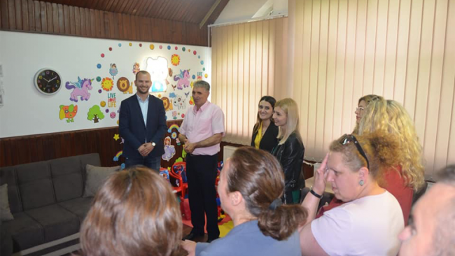 Kamenicë: Përurohet zyra për intervista me fëmijë dhe kontakte fëmijë-prindër