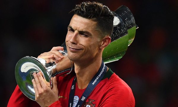 Portugalia fiton, Ronaldo hyn në histori të futbollit evropian
