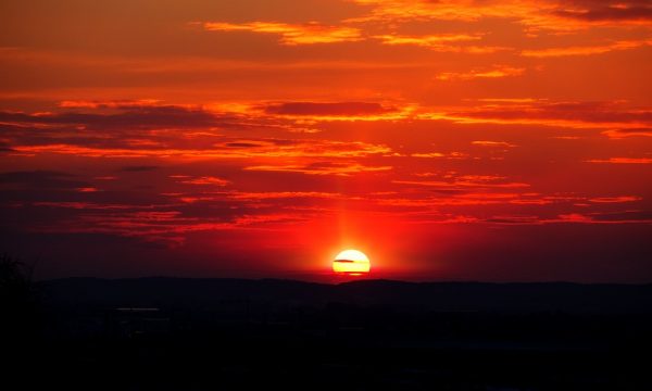 Të vrojtosh perëndimin e diellit është ilaç natyral