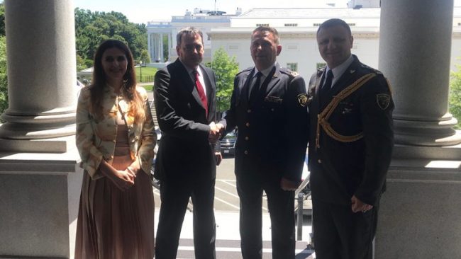 Komandanti i Ushtrisë u prit në Departamentin e Shtetit dhe Këshillin e Sigurisë Kombëtare