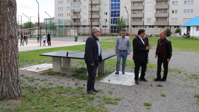 Haziri me bashkëpunëtorë viziton shkollën “Don Bosko”