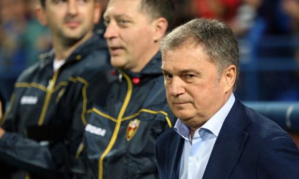 Trajneri dhe dy lojtarë serbë të Malit të Zi refuzojnë të luajnë kundër Kosovës