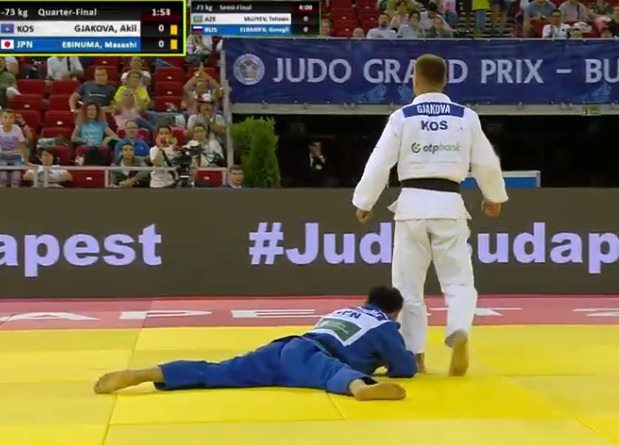 Akil Gjakova i siguron medalje Kosovës, në finale për të artën