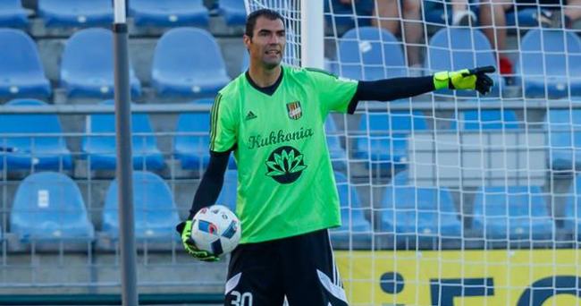 Drita transferon portierin maqedonas, Darko Tofiloski