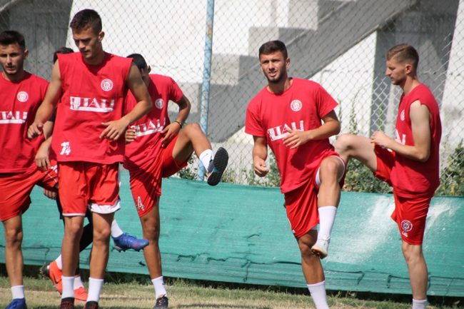 Gjilani miqësore me Dritën në Mavrovë