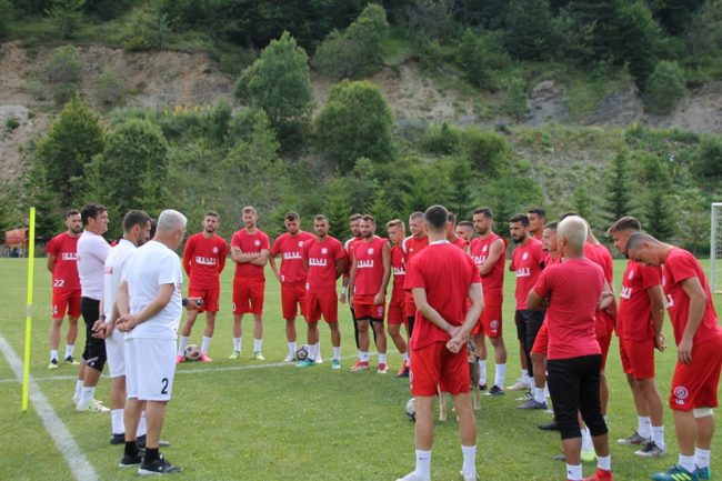Gjilani miqësore me Dritën nga Bogovina