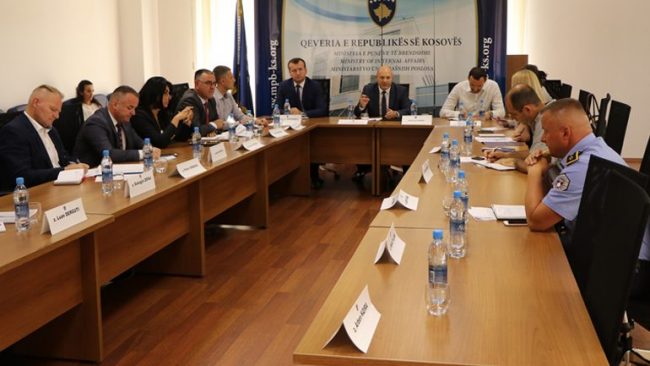 U mbajt takimi i grupit punues për Listën e Avancuar të Pasagjerëve (API)