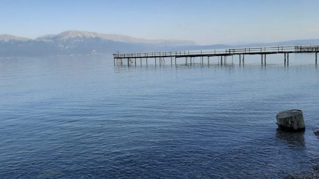 Kujdes kontaktin me ujin e ftohtë në det, rrezik për sulm në zemër
