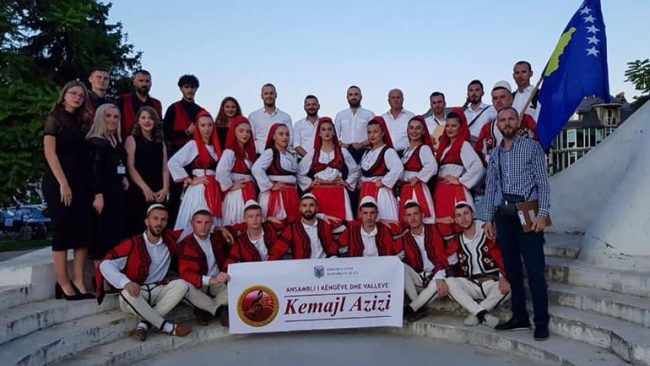 Ansambli “Kemajl Azizi” nga Vitia, kthehet nga Struga edhe me një çmim