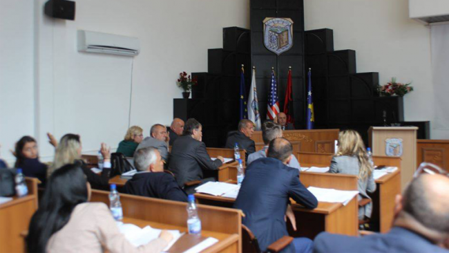 Ndërpritet seanca e gjashtë e Kuvendit Komunal, opozita braktisi mbledhjen